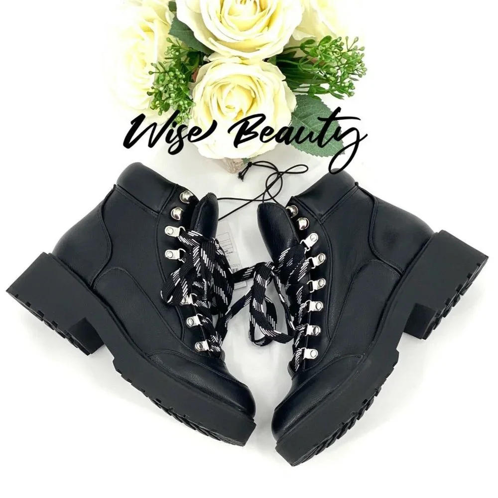 NEW Women's Lizbeth Hiking Boots Size 5 Shoe Black Universal Thread - Picture 2 of 7